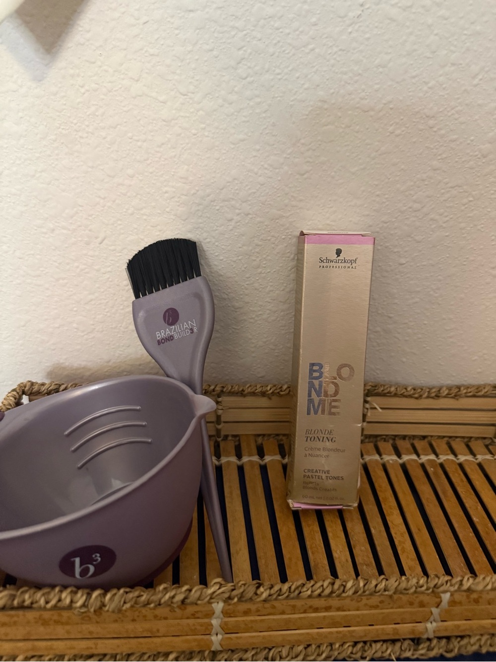 Oligo Blacklight + Schwarzkopf Blonde Toning Hair Color Salon Bundle - Picture 6 of 6